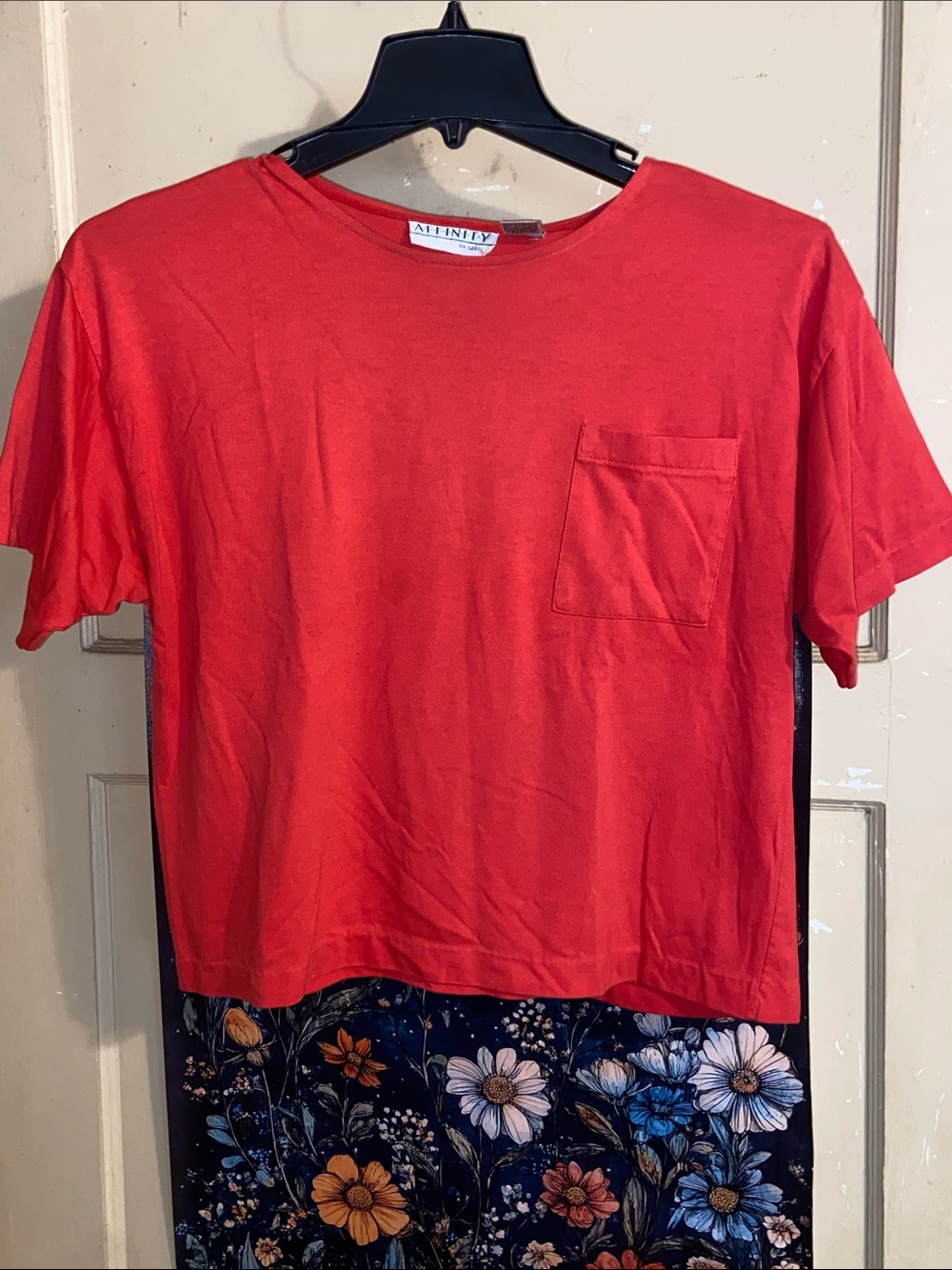 VTG AFFINITY SALMON T-SHIRT Dark Pink Boxy Cropped “Frocket”